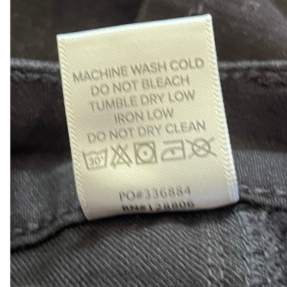 Fashion Nova Women’s Distressed Blanched Black Jeans Size 15 - Picture 5 of 8